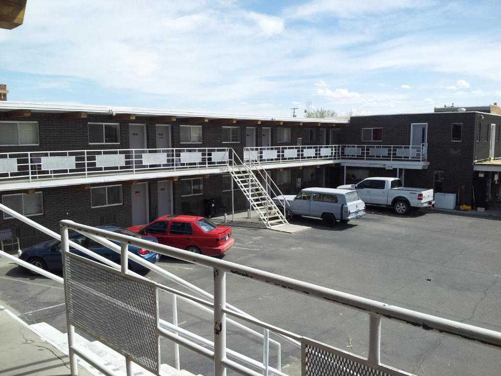 Tomahawk Motor Lodge Ривъртън Екстериор снимка